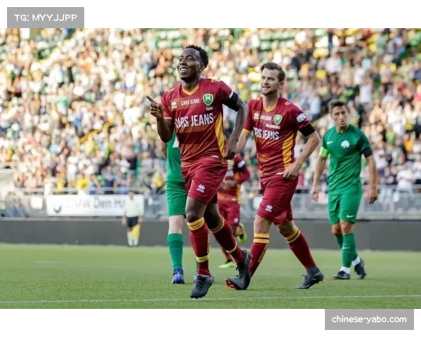 肯普夫扩大比分锁定胜局 德国后卫定位球威胁不容小觑